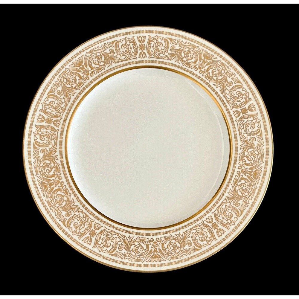 Set‎ Of 2 Vintage Mikasa Narumi Oberlin Gold Rimmed 10-5/8” Dinner Plates